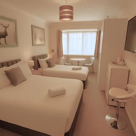 Cecil Court Hotel-2