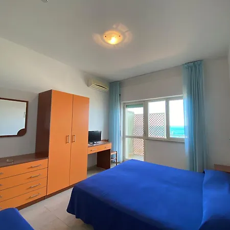 Hotel Germania-3