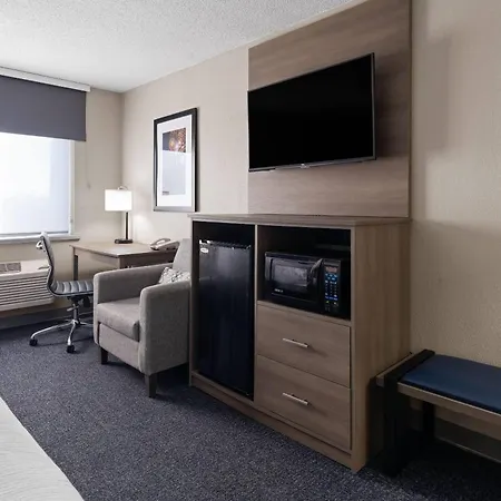 Baymont By Wyndham Davenport-2