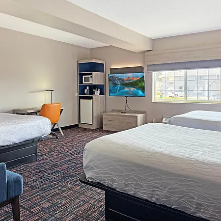 Reston Inn & Suites-3