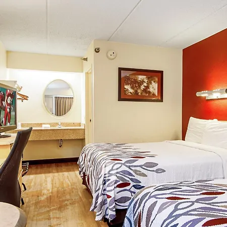 Red Roof Inn Greensboro Coliseum-2