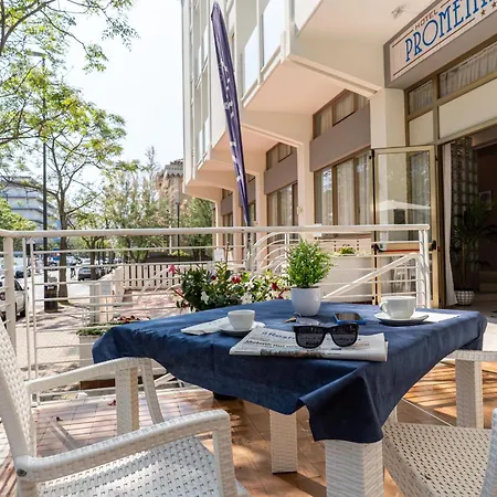Amadei Hotel Promenade-3