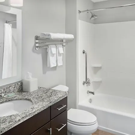 Towneplace Suites By Marriott Lawrence Downtown-3