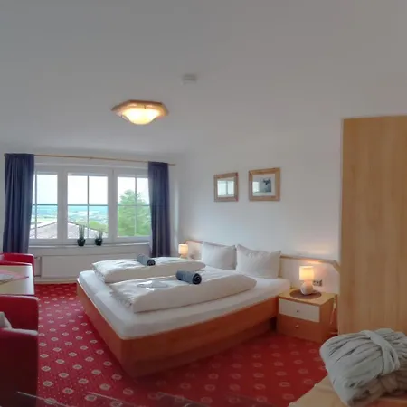 Hotel Haus am Berg-2