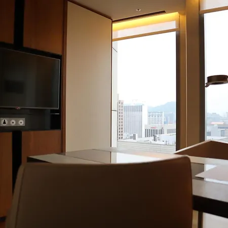 Four Seasons Hotel Seoul-2