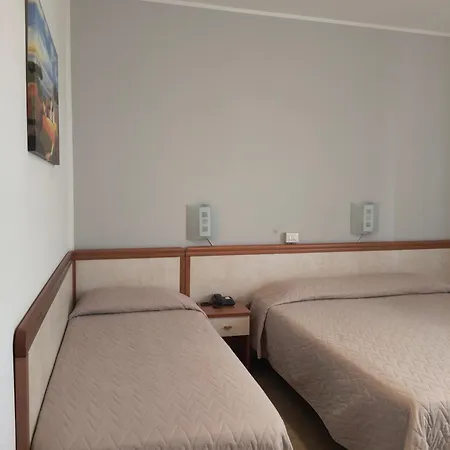 Hotel Marta-3