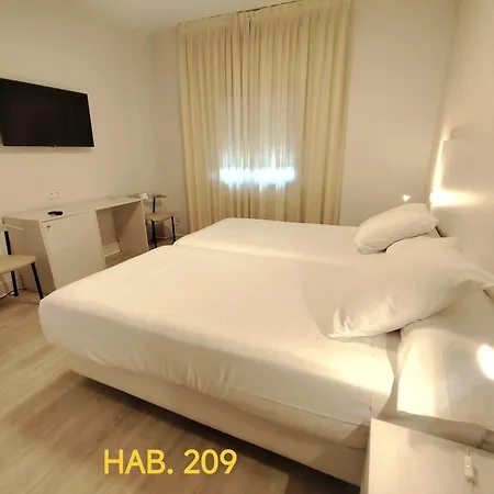 Hostal Vista Alegre-3