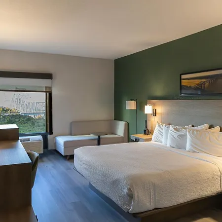 The Bridges Hotel-3