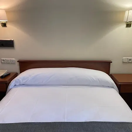 Hotel Capital de Galicia-2