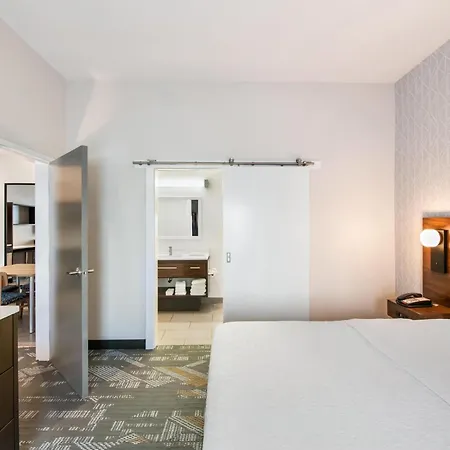 Home2 Suites Pensacola I-10 At North Davis Hwy-2