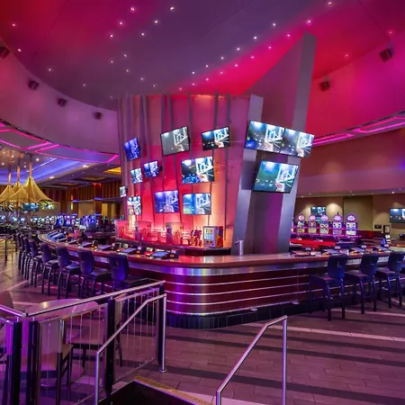 Isle Casino Hotel Waterloo Hotel & Casino - A Caesars Rewards Destination-2