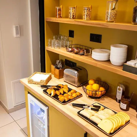 Hotel Ambassadeur-3