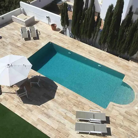 Villa With Heated Pool And Amazing Mountain And Sea Views No Young Groups Allowed-2