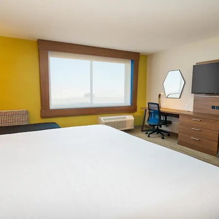 Holiday Inn Express & Suites - Las Vegas - E Tropicana By Ihg-3