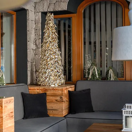 Croce Bianca Leisure & Spa Hotel-3
