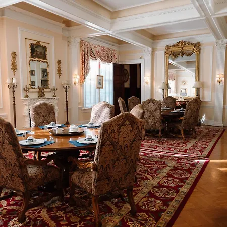 Burke Mansion-3