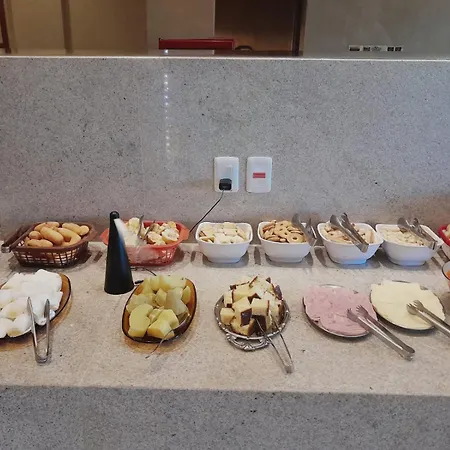 Hotel Algaroba-3