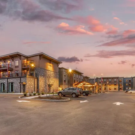 Cambria Hotel Lake Placid - Lakeside Resort-3