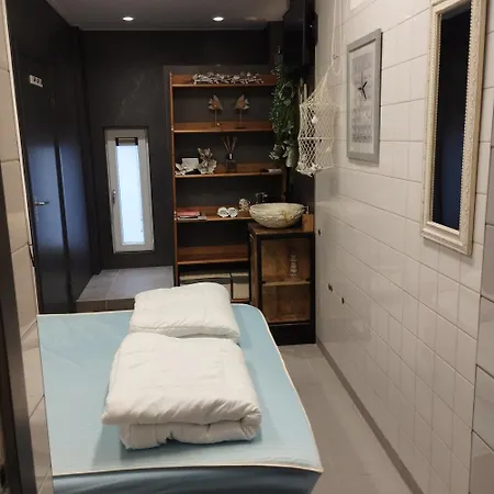 Voormalige Gevangenis Cel Bij B&B Gezond Aan Zee - Toegang Wellnesstuin Meerprijs-2