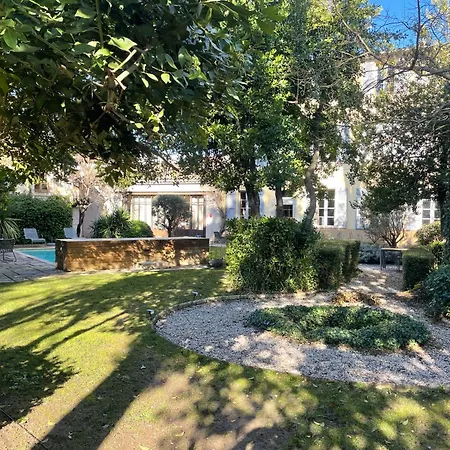Maison Sumiane - Maison d hotes et locations avec piscine-3