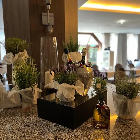 Crowne Plaza Duesseldorf - Neuss By Ihg-3