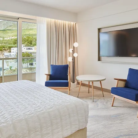 Le Meridien Lav Split-2