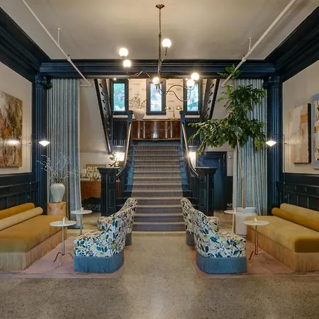 MarQueen Hotel-3