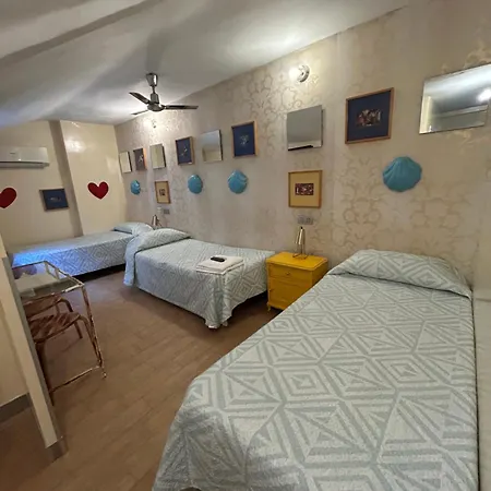 Casa De Huespedes Dolce Vita-3