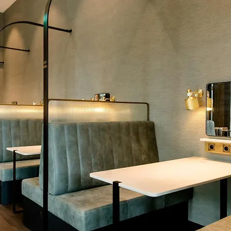 Motel One Berlin-Hauptbahnhof-2