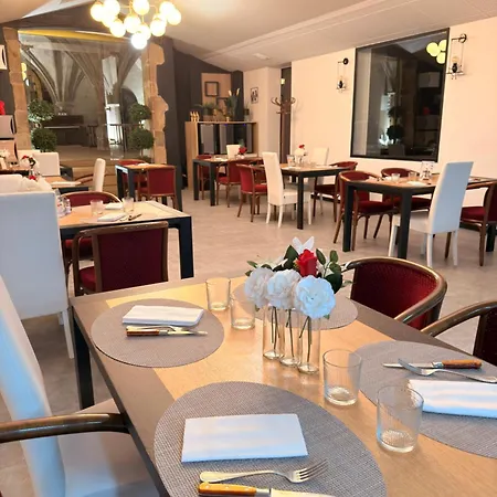 Logis Hotel de Paris-3