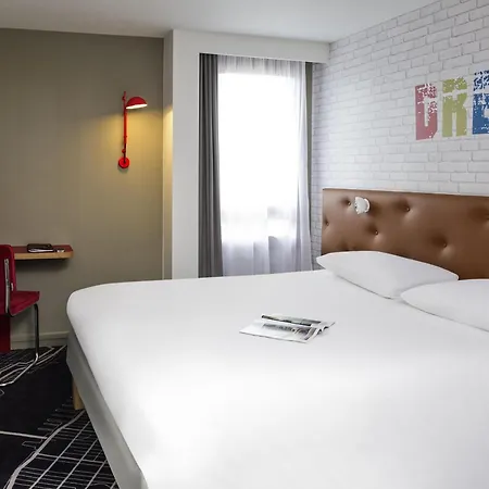 ibis Styles Chartres Métropole-2