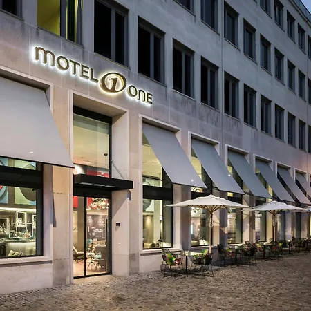 Motel One Basel-2