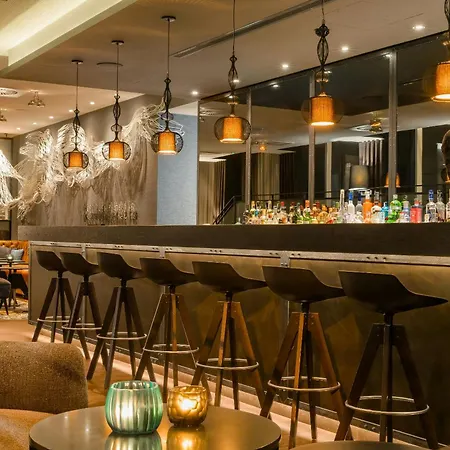 Motel One Manchester-Royal Exchange-2