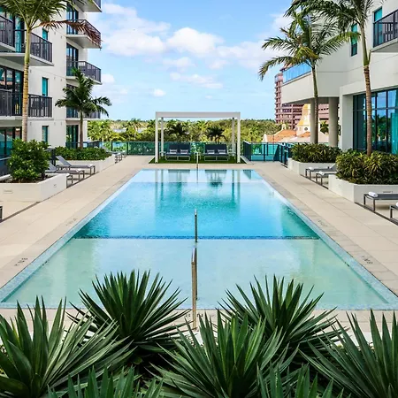 Hotel Aka West Palm-3