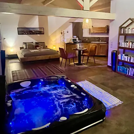 Les Lofts de Bouzigues - Spa privatif&Romantique-2