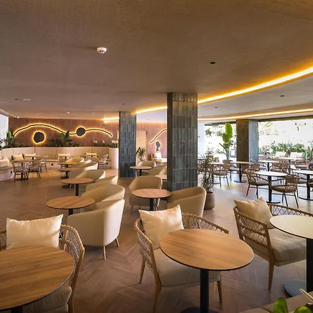 Radisson Resort & Residences Tenerife - Adults Only-3