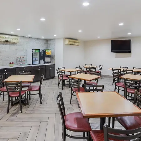Quality Inn & Suites Goodyear - Phoenix West-2