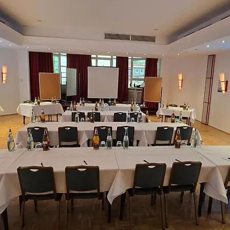 Hotel Goldene Traube-3