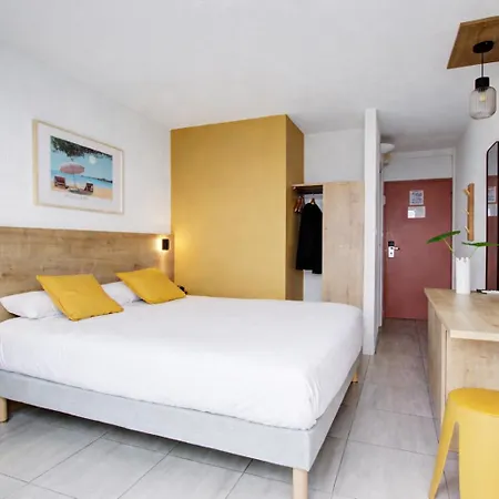 Hotel Centre Plage-3