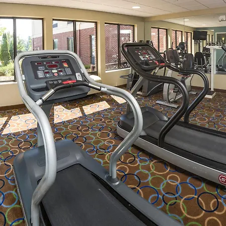 Holiday Inn Express Hotel & Suites Manchester - Airport By Ihg-3