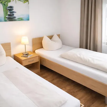 Hotel Discovery-2