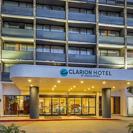 Clarion Hotel Anaheim Resort-2