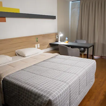 Hotel 10 Itajai/Navegantes-3