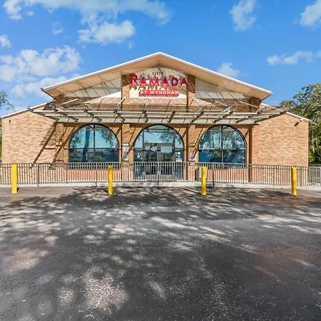 Ramada By Wyndham Temple Terrace/Tampa North-2