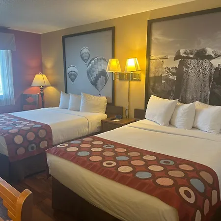 Super 8 By Wyndham Las Vegas-2