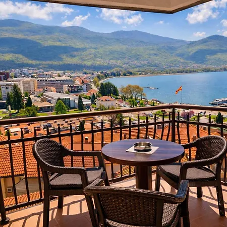 Villa Mesokastro-2