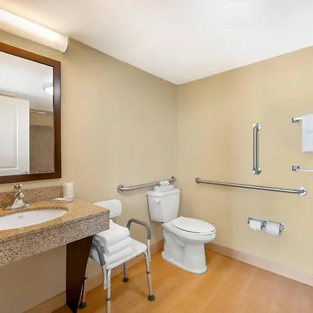 Mainstay Suites Jacksonville Near Camp Lejeune-3