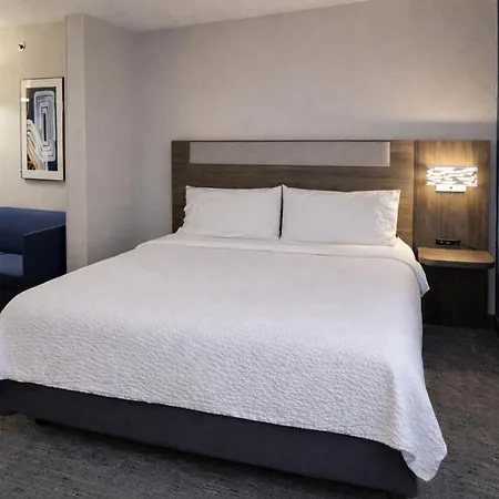 Holiday Inn Express Hotel & Suites St. Paul - Woodbury By Ihg-3