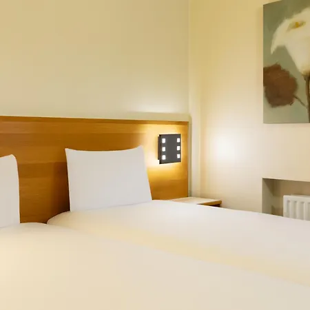 Stg Hotel Oxford Street - Formerly St Giles London Hotel-3
