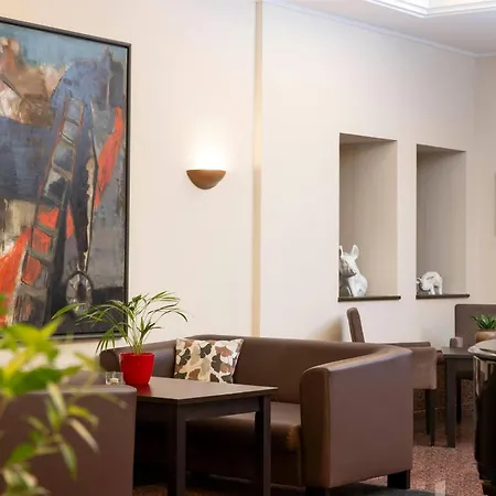 Elaya Hotel Noerdlingen, Trademark By Wyndham-2